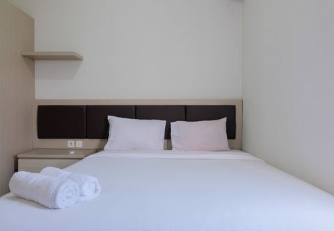 Kamar Tidur Elegant and Deluxe 2BR Apartment at Ayodhya Residence By Travelio