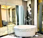 Phòng tắm bên trong 5 Golden Inn Hotel Hue