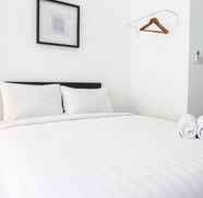 Kamar Tidur 2 Deluxe and Comfy Studio Room Poris 88 Apartment By Travelio