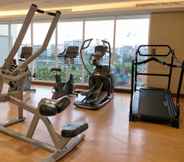 Fitness Center 6 Cozy and Pleasant Studio Menteng Park Apartment By Travelio