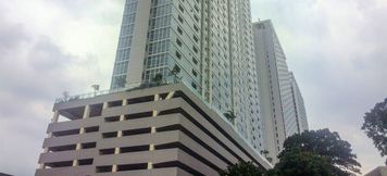 Exterior 5 Nice and Clean Studio Menteng Park Apartment By Travelio