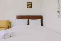 Kamar Tidur Best Location Homey Studio Park View Condominium Apartment By Travelio