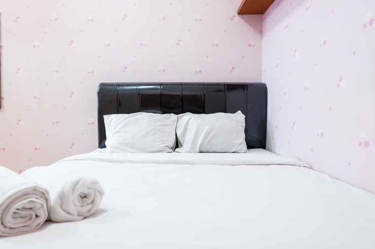BEDROOM Best Price and Cozy 2BR Seasons City Apartment By Travelio