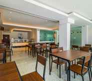 Restaurant 6 MyHome Hotel Aceh