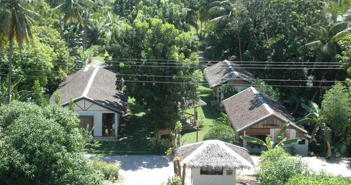 Luar Bangunan Neptune Diving Resort Santander