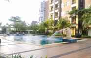 Kolam Renang 3 Tidy and Modern 2BR Apartment at Silkwood Residences near BINUS By Travelio