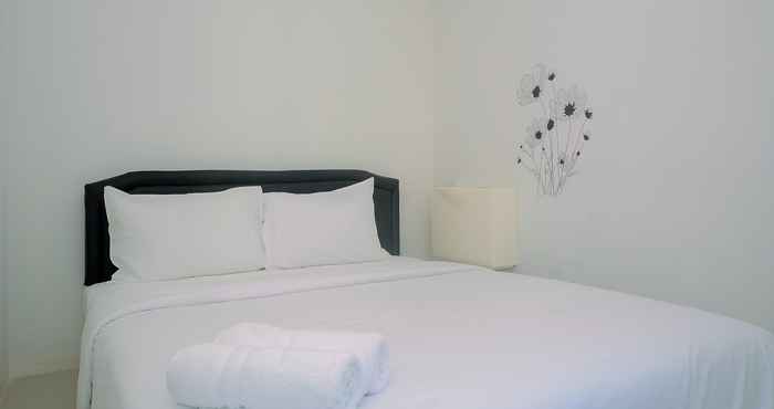 ห้องนอน Cozy 2BR at Bassura City Apartment near Mall By Travelio