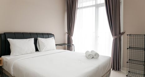 침실 2 Best View and Trendy Studio Apartment @ Ciputra International By Travelio