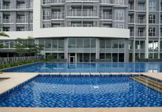 수영장 3 Best View and Trendy Studio Apartment @ Ciputra International By Travelio
