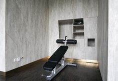 피트니스 센터 6 Best View and Trendy Studio Apartment @ Ciputra International By Travelio