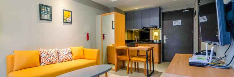 Lobby Luxury 1BR Apartment at Mustika Golf Residence with Golf View By Travelio