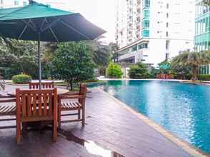 Swimming Pool 4 Good Location 1BR at Woodland Park Apartment By Travelio