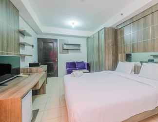 Kamar Tidur 2 Elegant Studio at Metropark Condominium Apartment Jababeka By Travelio