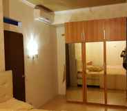 Bedroom 6 Apartemen Gateway Cicadas by QQ Property