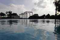Swimming Pool Grand Kamala Lagoon By Dita Room