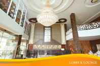 Lobby Hotel Grand Bayu Hill