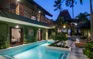 สระว่ายน้ำ 2 The Lodge Canggu