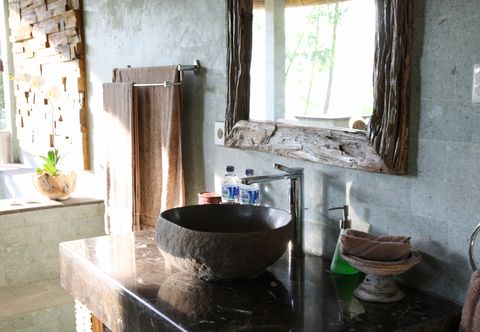 In-room Bathroom Villa Shamballa Residence