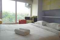 Bedroom Unique Style Studio Apartment at Galeri Ciumbuleuit 1 near Dago By Travelio