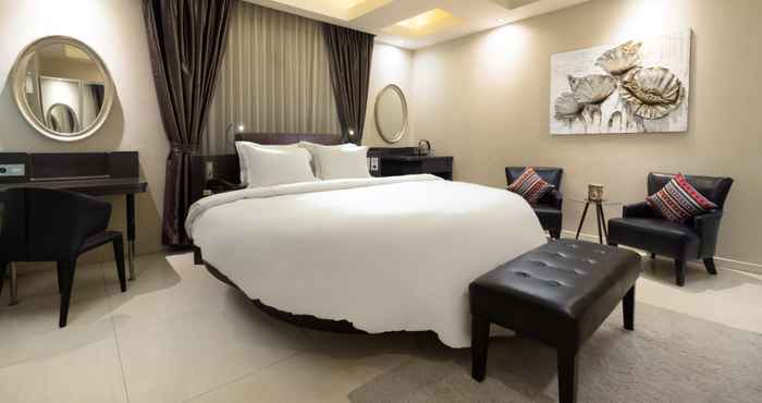 ห้องนอน Suite at The Sun Boutique Hotel Kuta