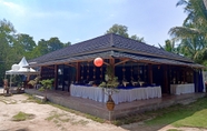 Bar, Kafe, dan Lounge 7 Villa Andreas Resort Pulau Pahawang