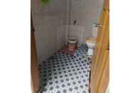 Toilet Kamar TR Homestay