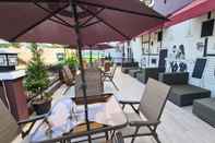 Bar, Cafe and Lounge Horison Rahaya Resort Banten