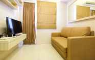 Lobby 3 Homey and Easy Access to Mall 2BR Green Pramuka Apartment By Travelio