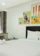 BEDROOM Roomy Studio Menteng Square Apartment By Travelio