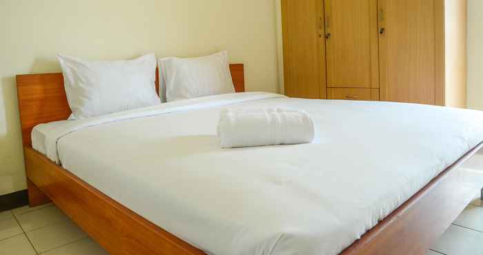 Kamar Tidur Great Value 1BR at Apartment Taman Semanan Cengkareng By Travelio