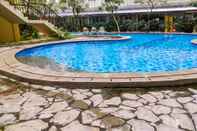 Kolam Renang Nice Studio 23 Kebagusan City Apartment By Travelio