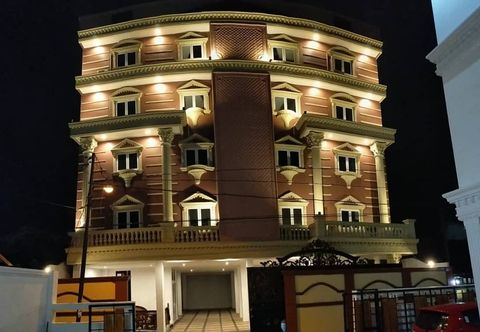 Bangunan AZALIA RESIDENCE