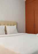 BEDROOM Simply 1BR Apartment at Grand Palace Kemayoran By Travelio