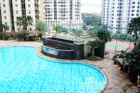 Swimming Pool 2BR Apartment near JIEXPO at Mediterania Palace Kemayoran By Travelio