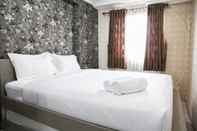 Bedroom Homey and Classic 1BR @ Mutiara Bekasi Apartment By Travelio