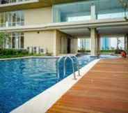 Kolam Renang 4 Near Mangga Dua Area 2BR Elpis Residence Apartment By Travelio