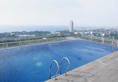 Swimming Pool 4 1BR Apartment at Northland Ancol Residence By Travelio