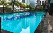 Kolam Renang 3 Homey and Best 2BR Tamansari Semanggi Apartment By Travelio