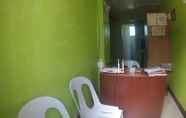 Lobby 3 RedDoorz Plus near Municipality of Luisiana Laguna