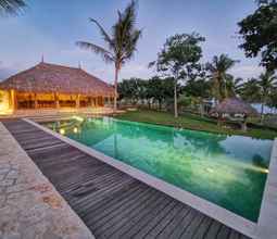 Swimming Pool 4 Napujawa Cottages