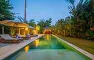Kolam Renang 2 Luxury Villa Kamehameha