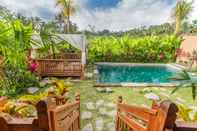 Swimming Pool Santris Villas by Pramana Villas