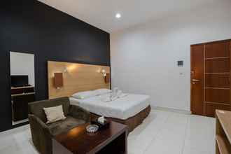 Kamar Tidur 4 ARCS House Blok M by Jambuluwuk