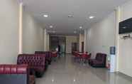 Lobi 4 HOTEL ARUNI