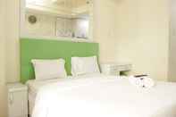 Kamar Tidur Comfy Living Studio Apartment at Tamansari Panoramic By Travelio