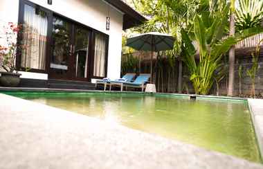 Swimming Pool 2 Villa Kubu Tanjung Sanur Bali