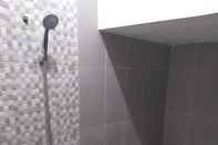 Phòng tắm bên trong Bromo 32