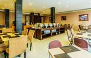 Restaurant 2 The Summit Siliwangi Hotel