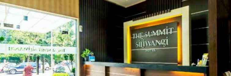 Lobby The Summit Siliwangi Hotel