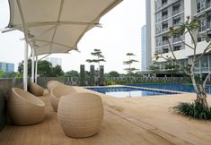 游泳池 4 Comfortable Stay at 1BR Apartment Ciputra International Puri By Travelio